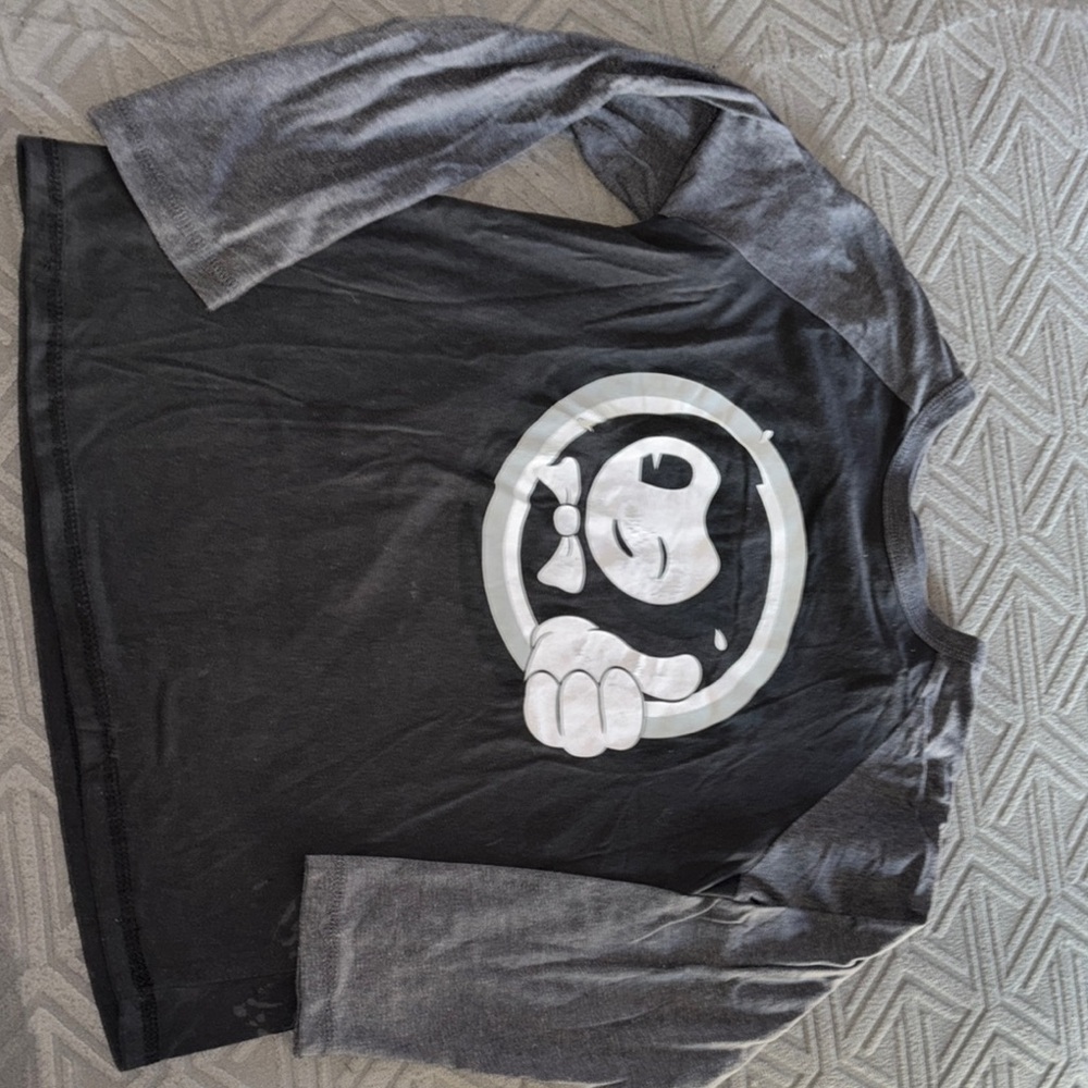 Bendy long sleeve shirt